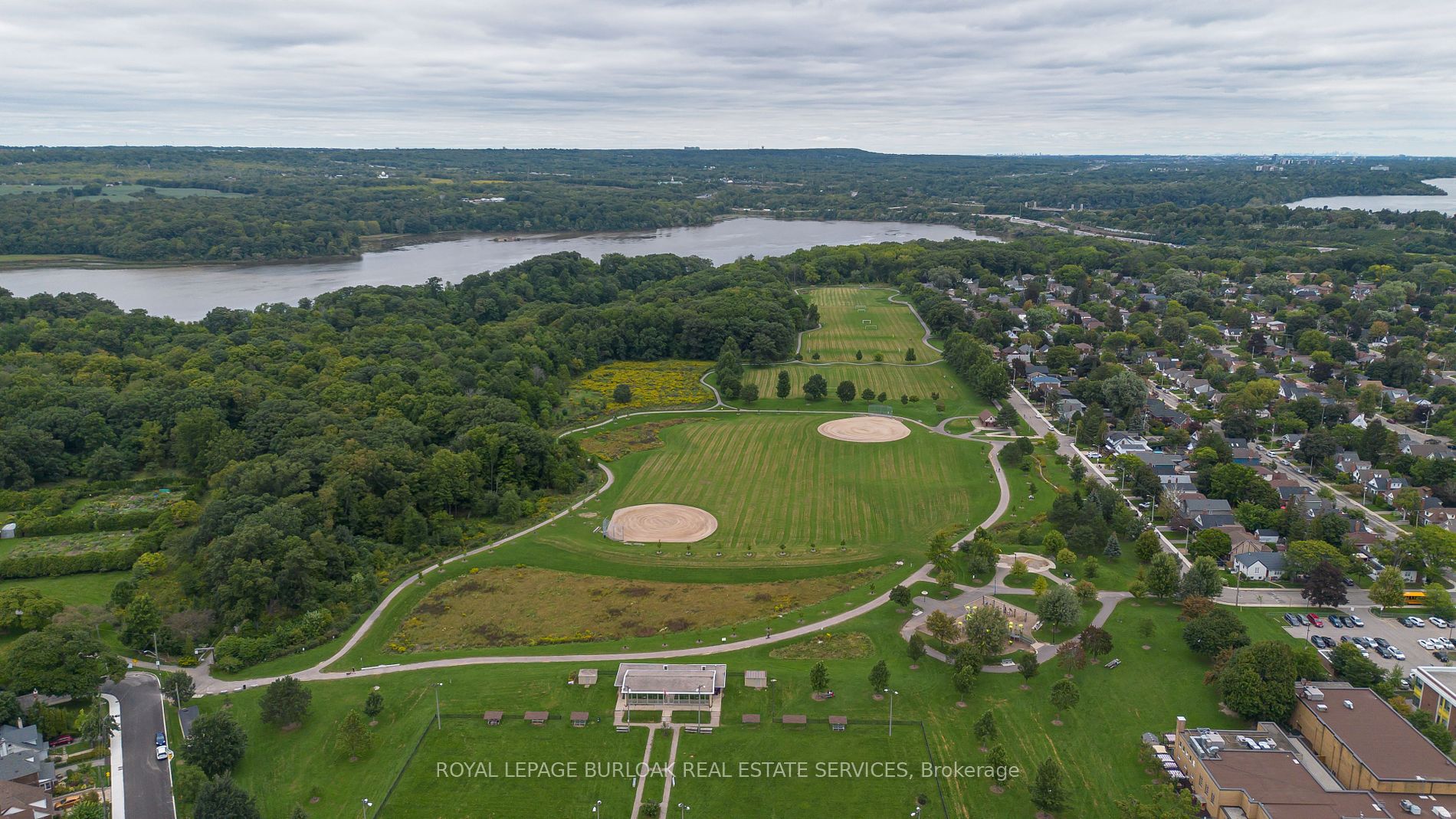 38 North Oval