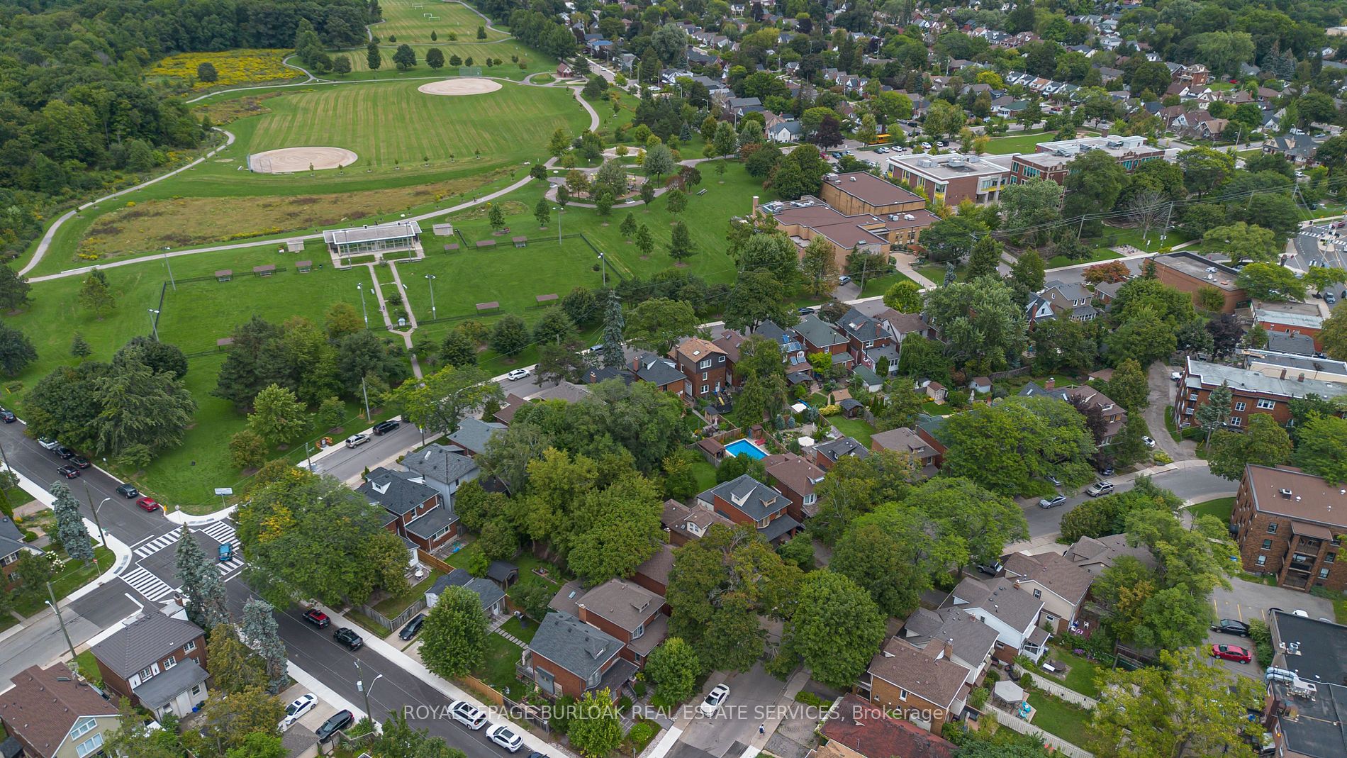 38 North Oval