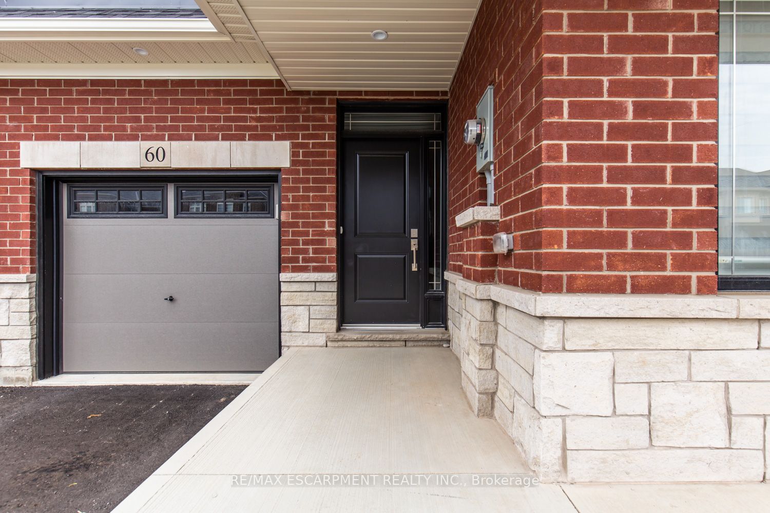 60 Skinner Rd