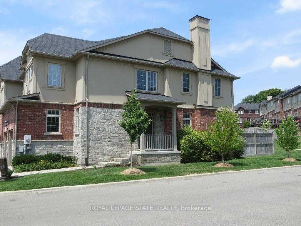 135 Oakhaven Pl, #13
