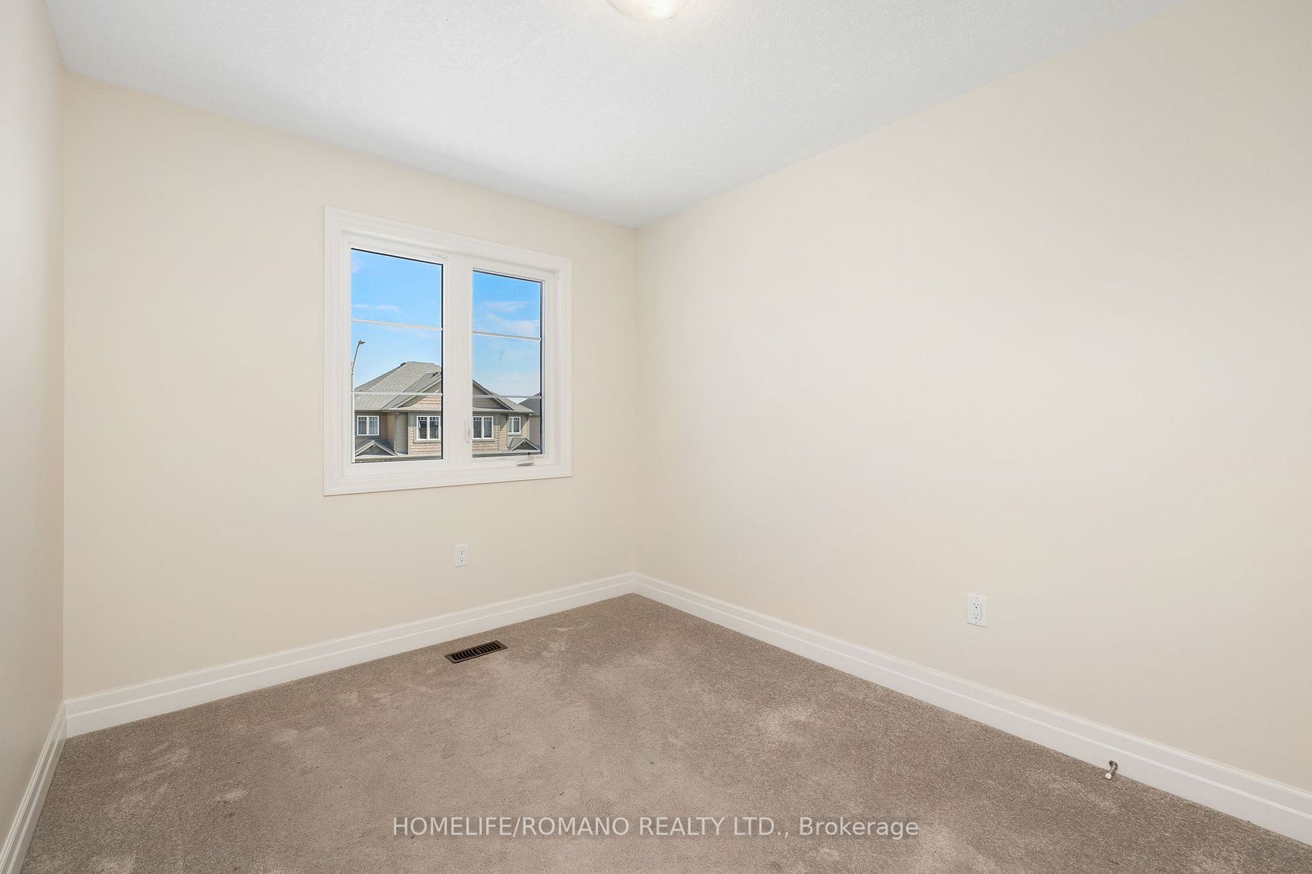 4476 ECLIPSE Way