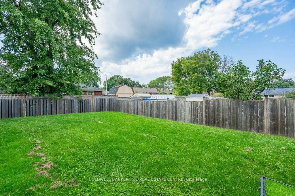 5 Viking Crt, #301