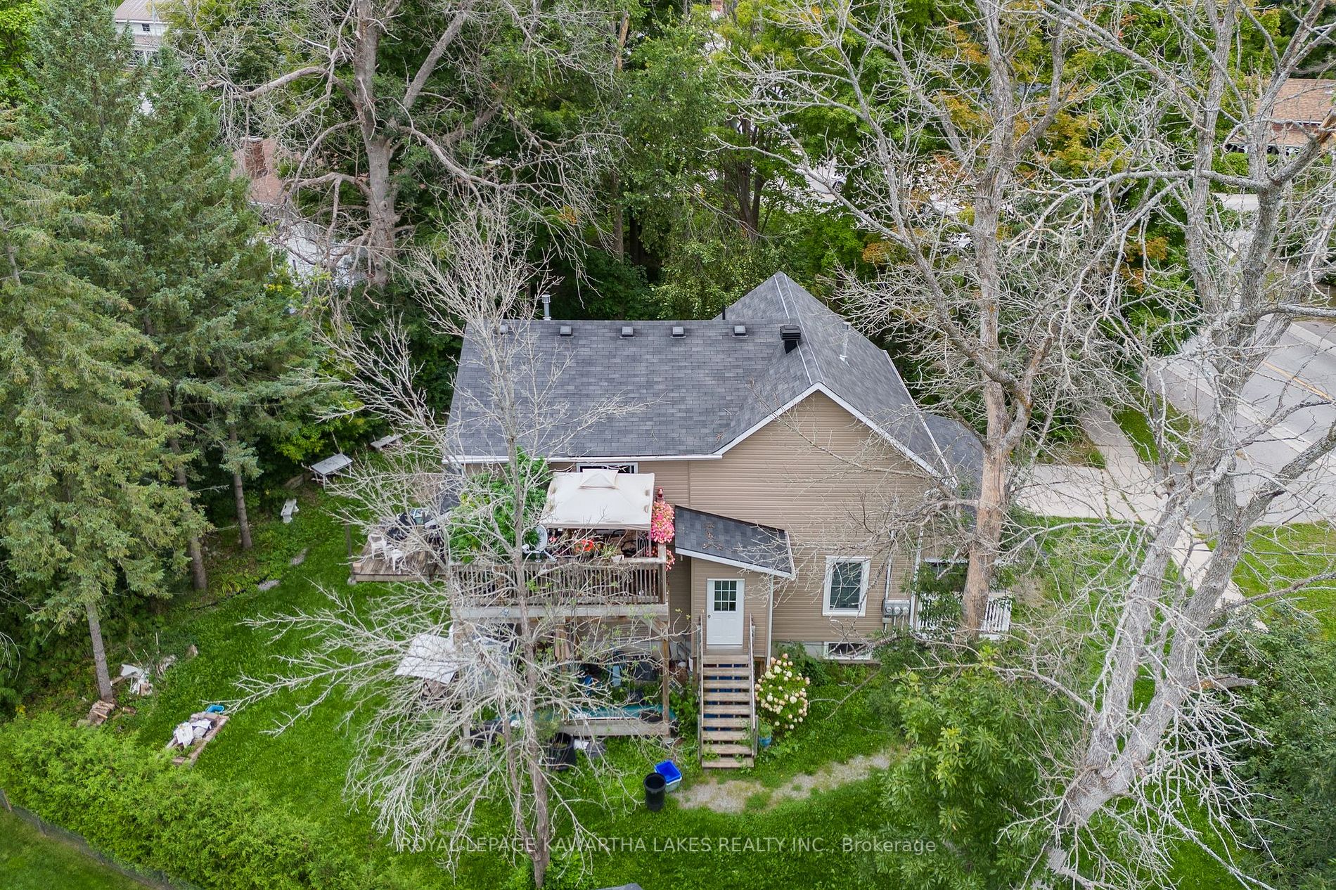 94 Joseph St