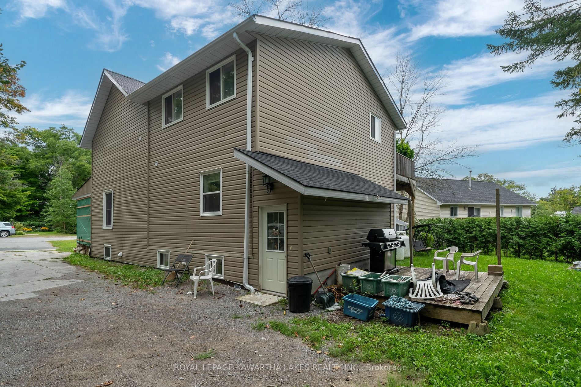 94 Joseph St