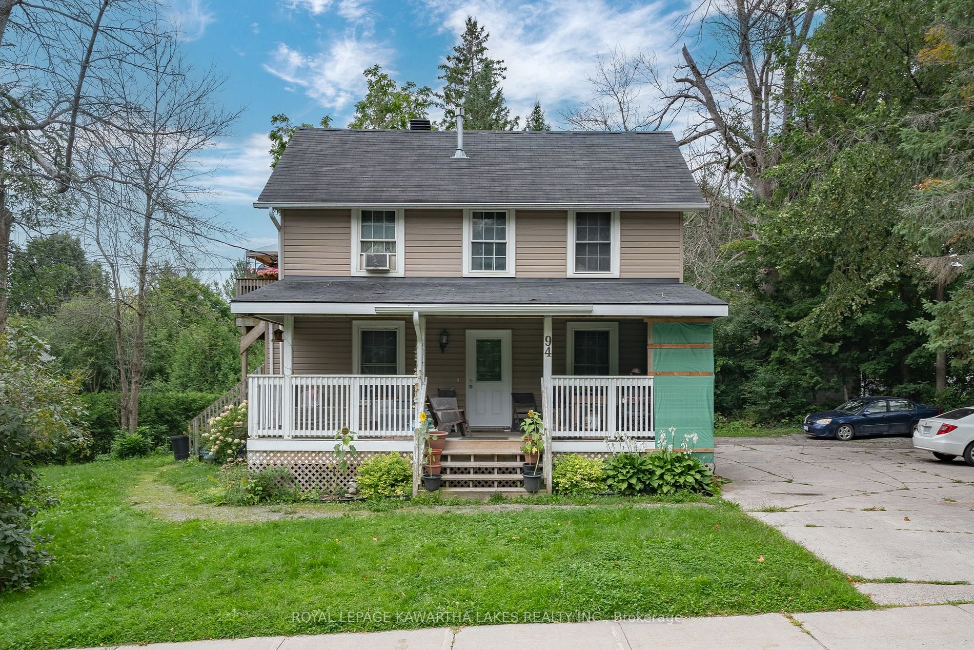 94 Joseph St