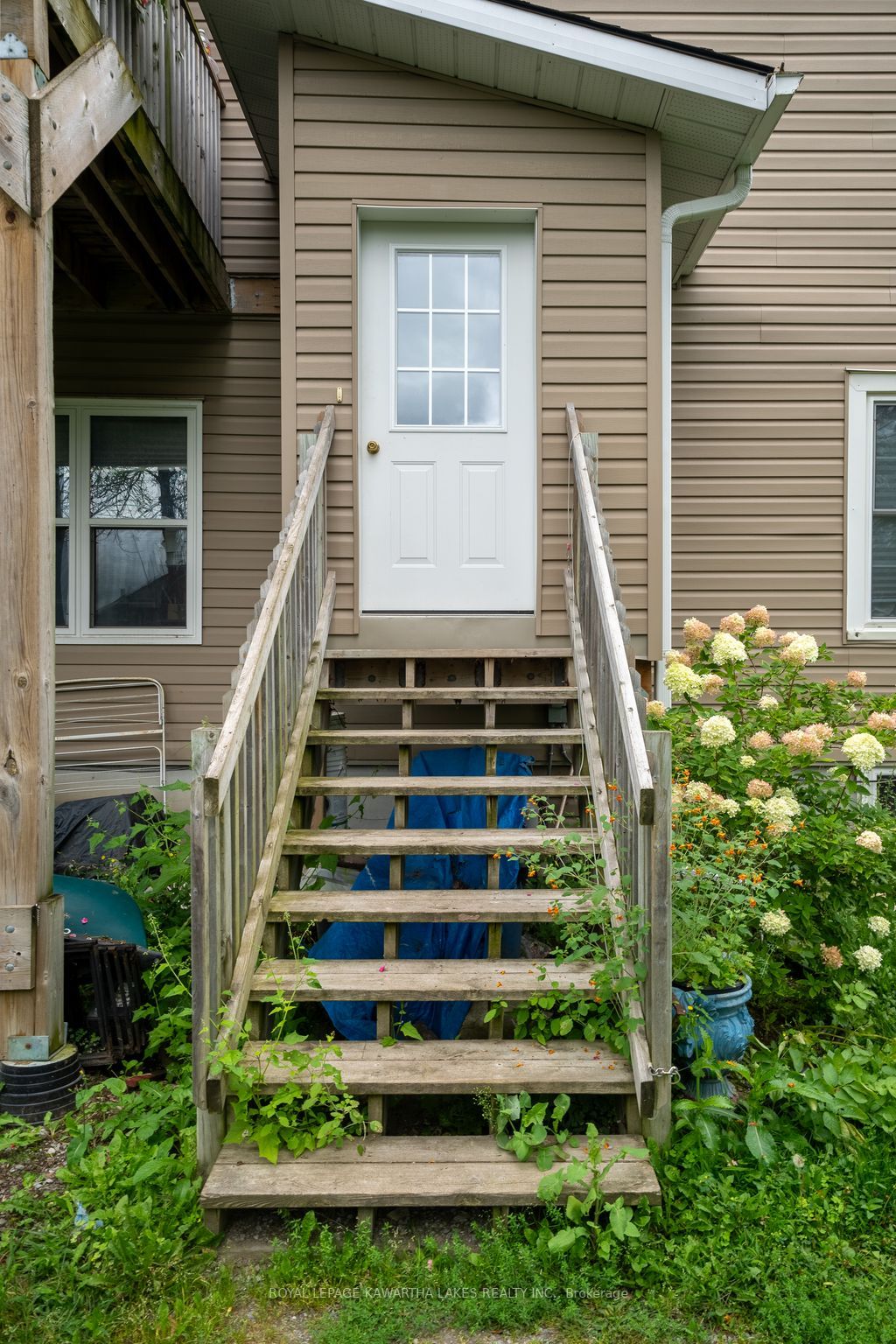 94 Joseph St
