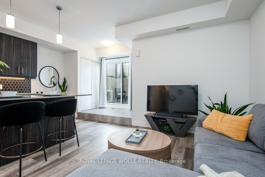10 PALACE Street, #C24