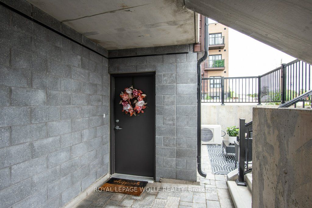 10 PALACE Street, #C24