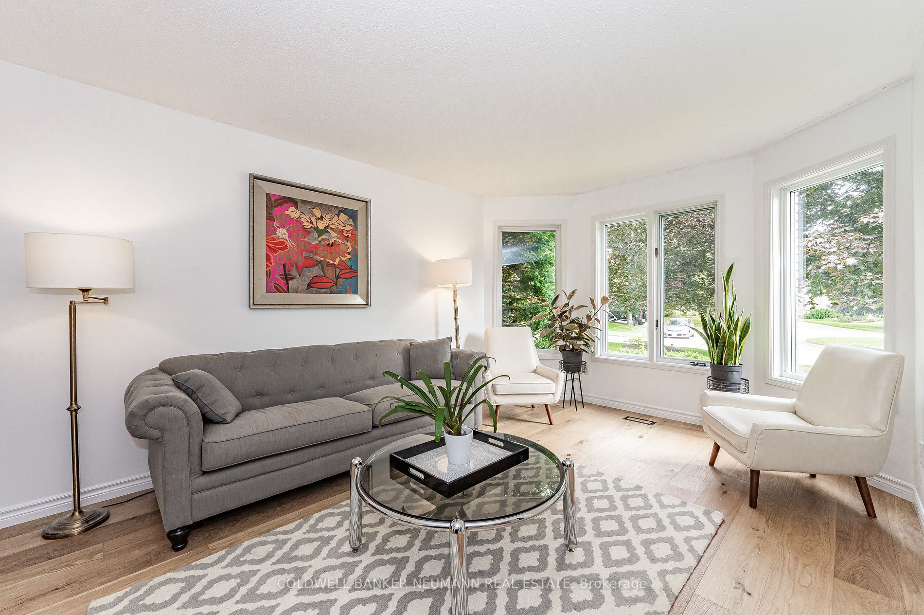 16 Fernbank Place