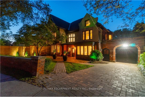 13 Freeman Pl, Hamilton