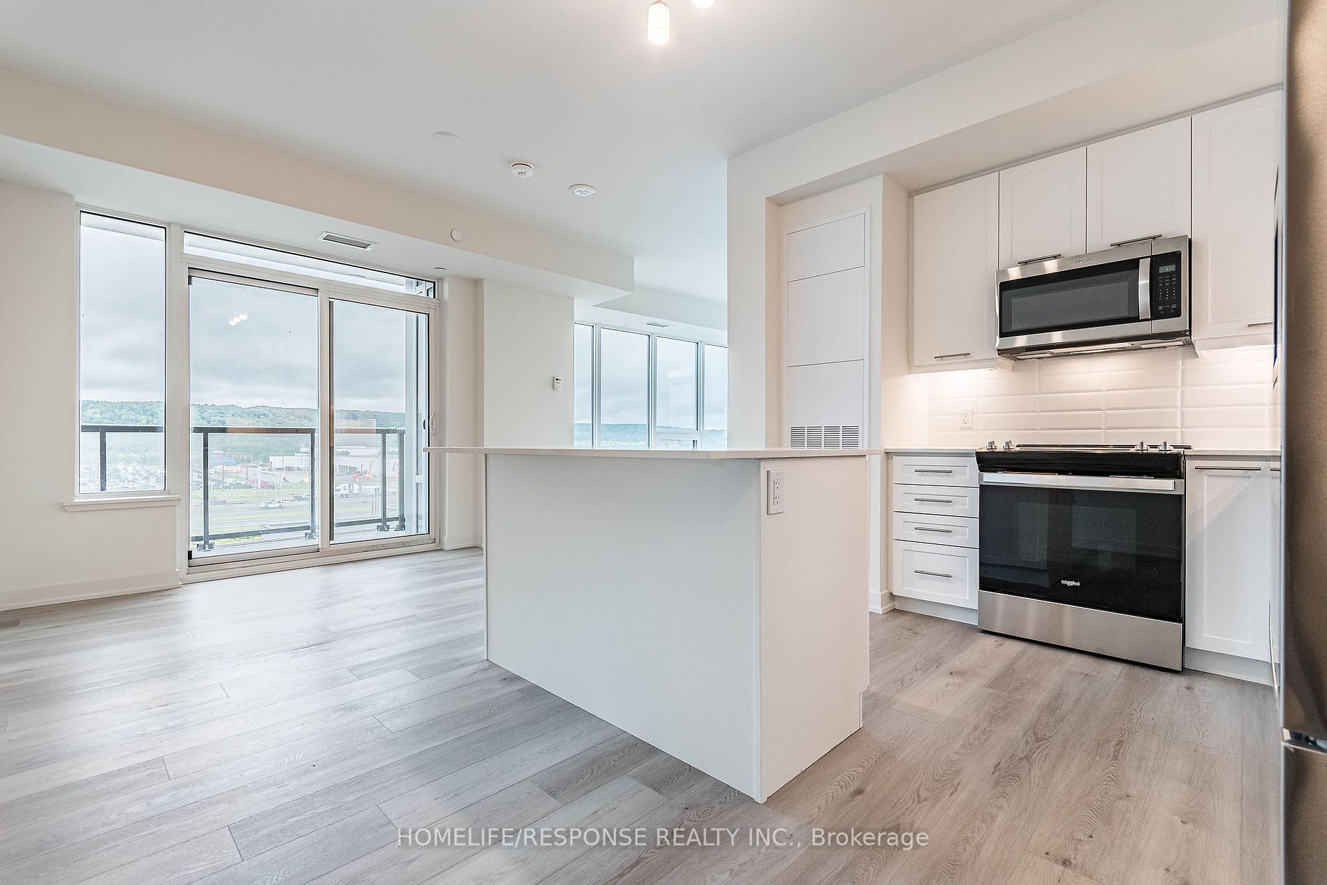 385 WINSTON Road, #602