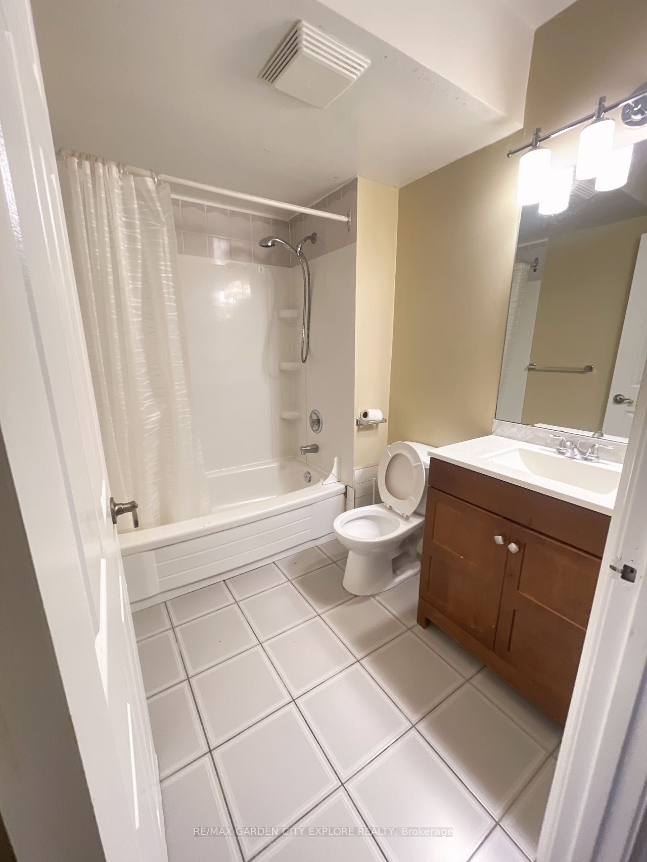 210 Pelham Rd, #101