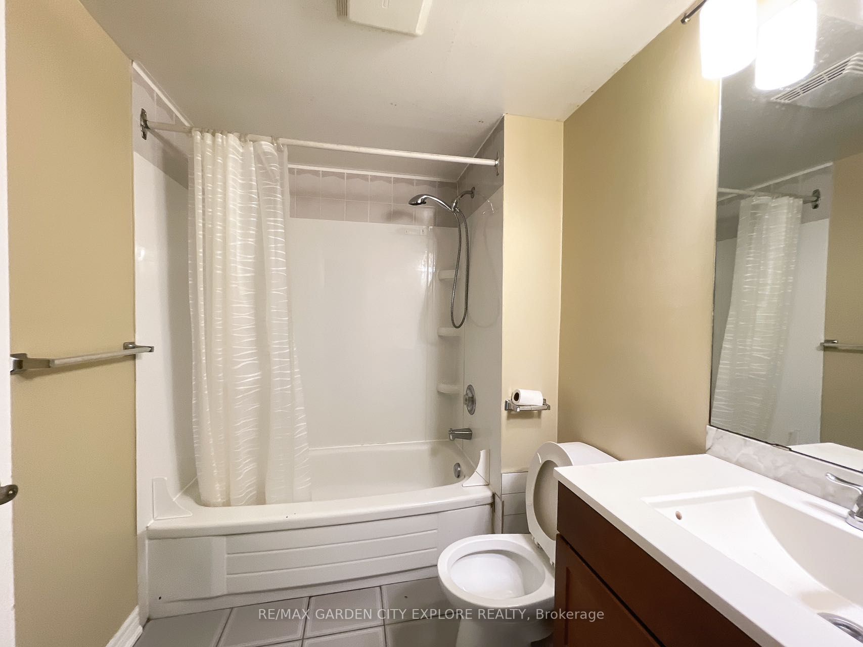 210 Pelham Rd, #101