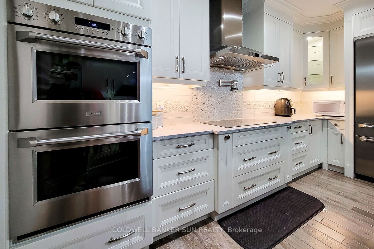 32 Kingspoint Circle
