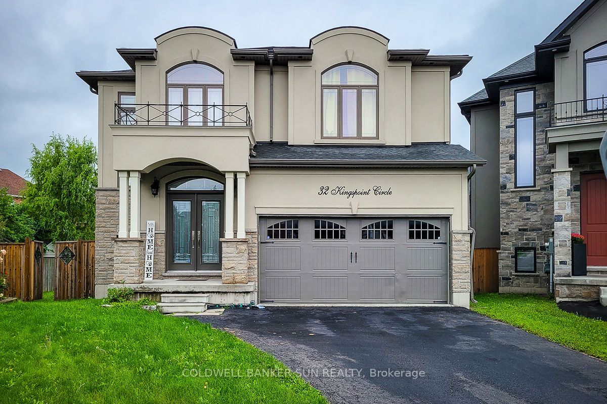 32 Kingspoint Circle