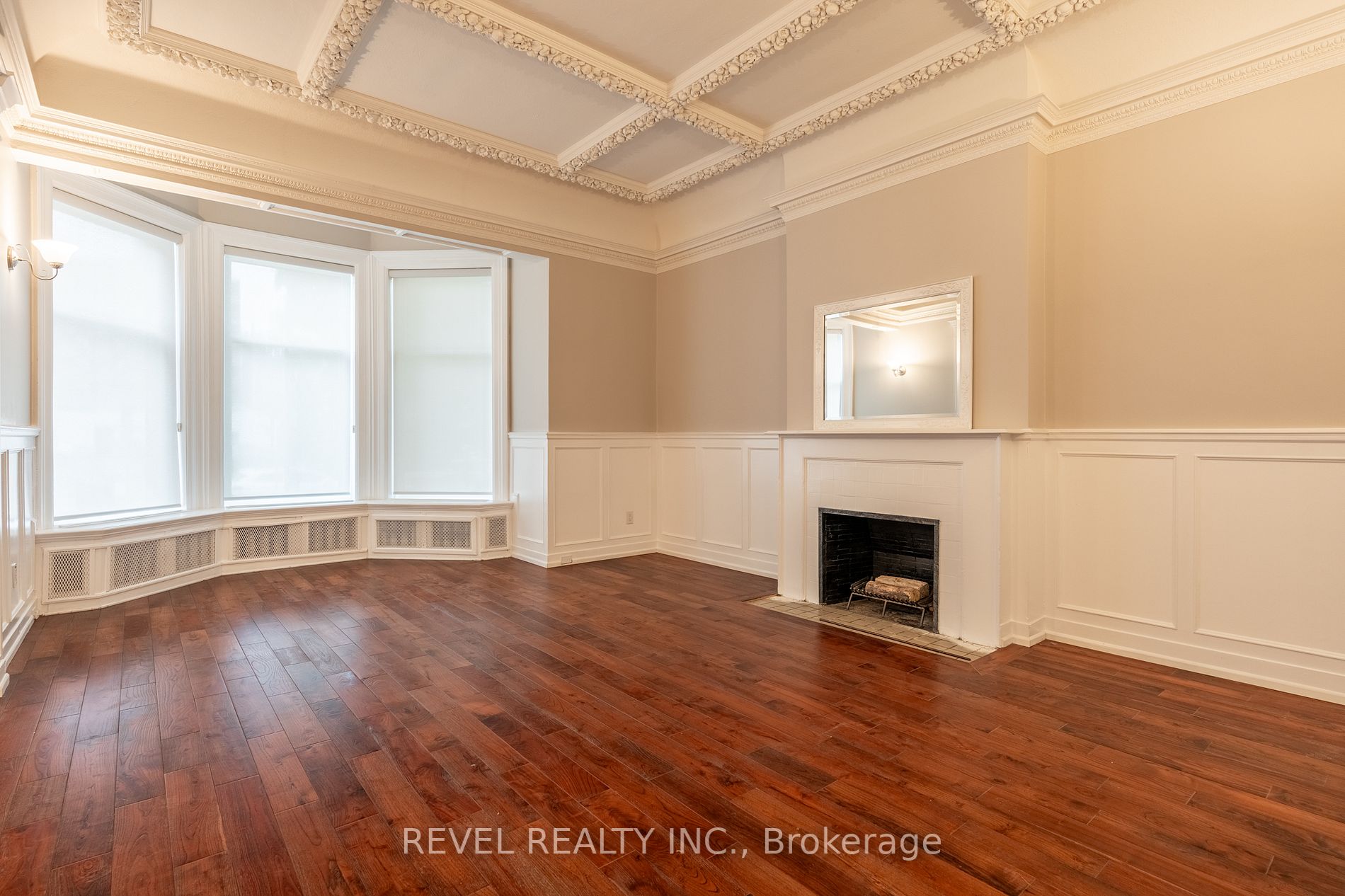 56 Charlton Avenue W, #1