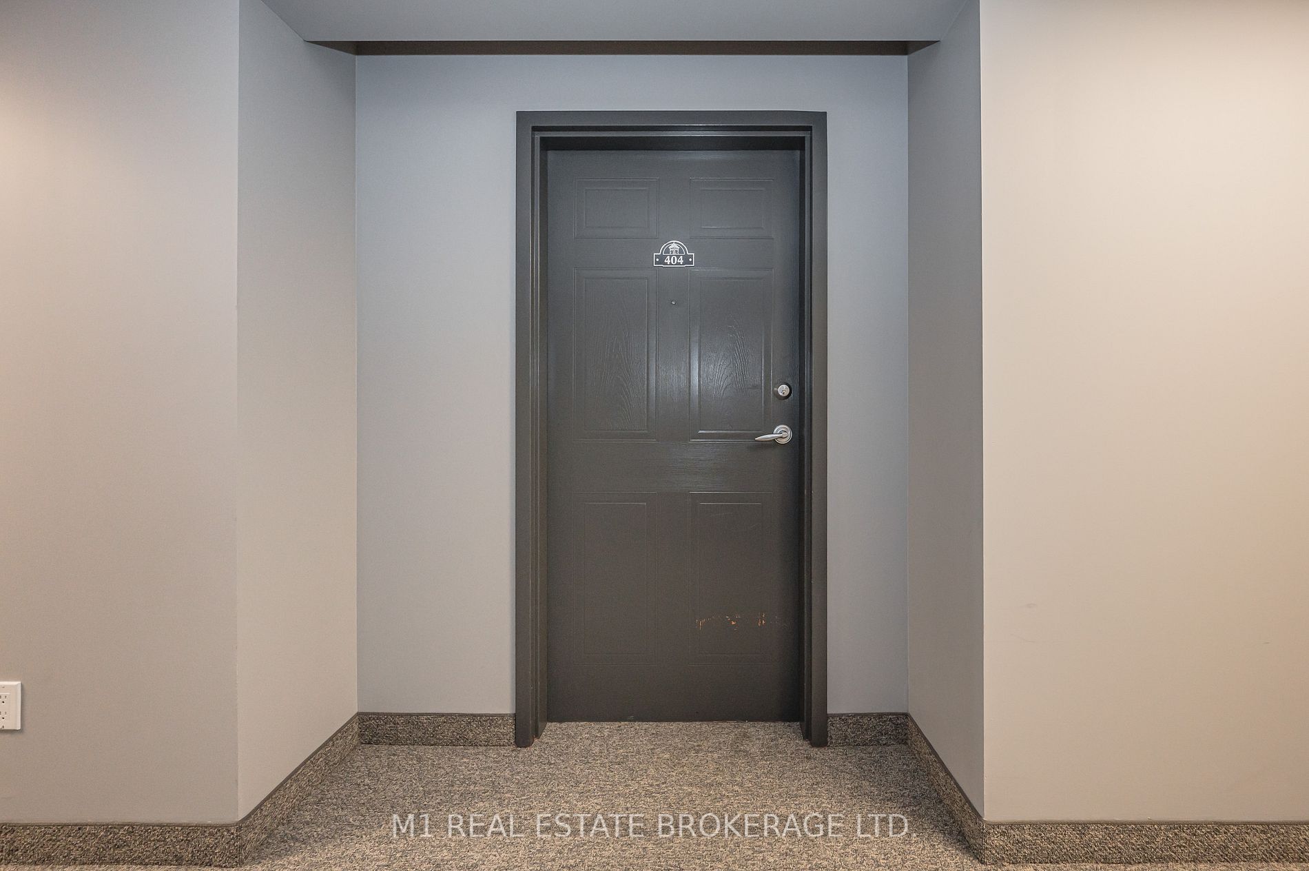 43 Goodwin Dr, #404