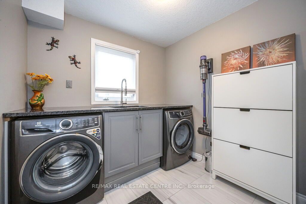 235 Summerfield Dr