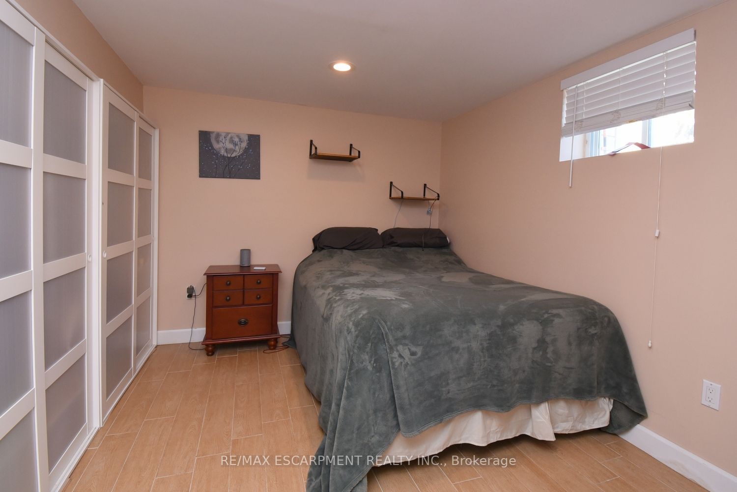 54 Chester Rd