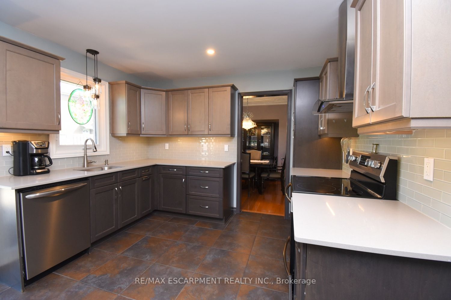 54 Chester Rd