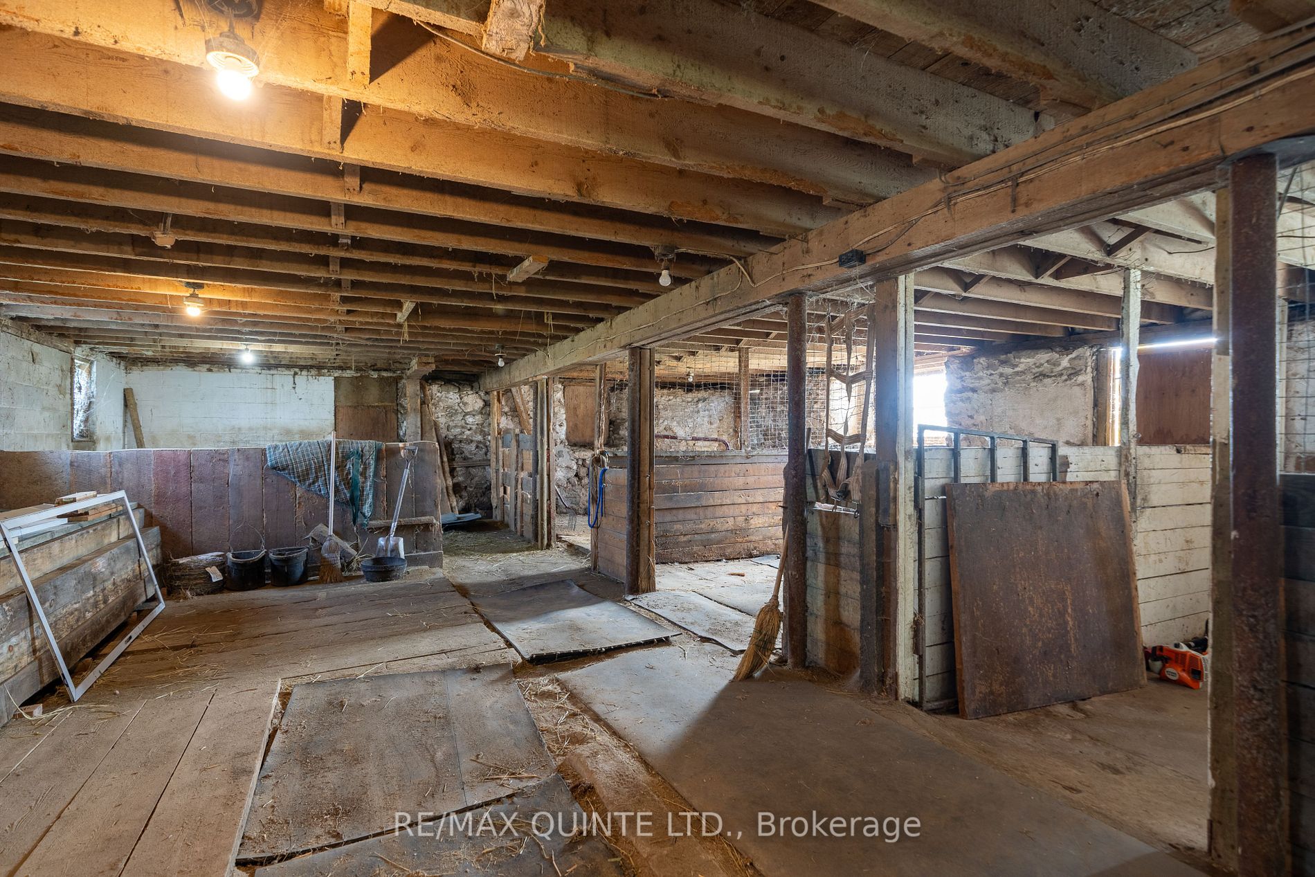 445 Hamilton Rd