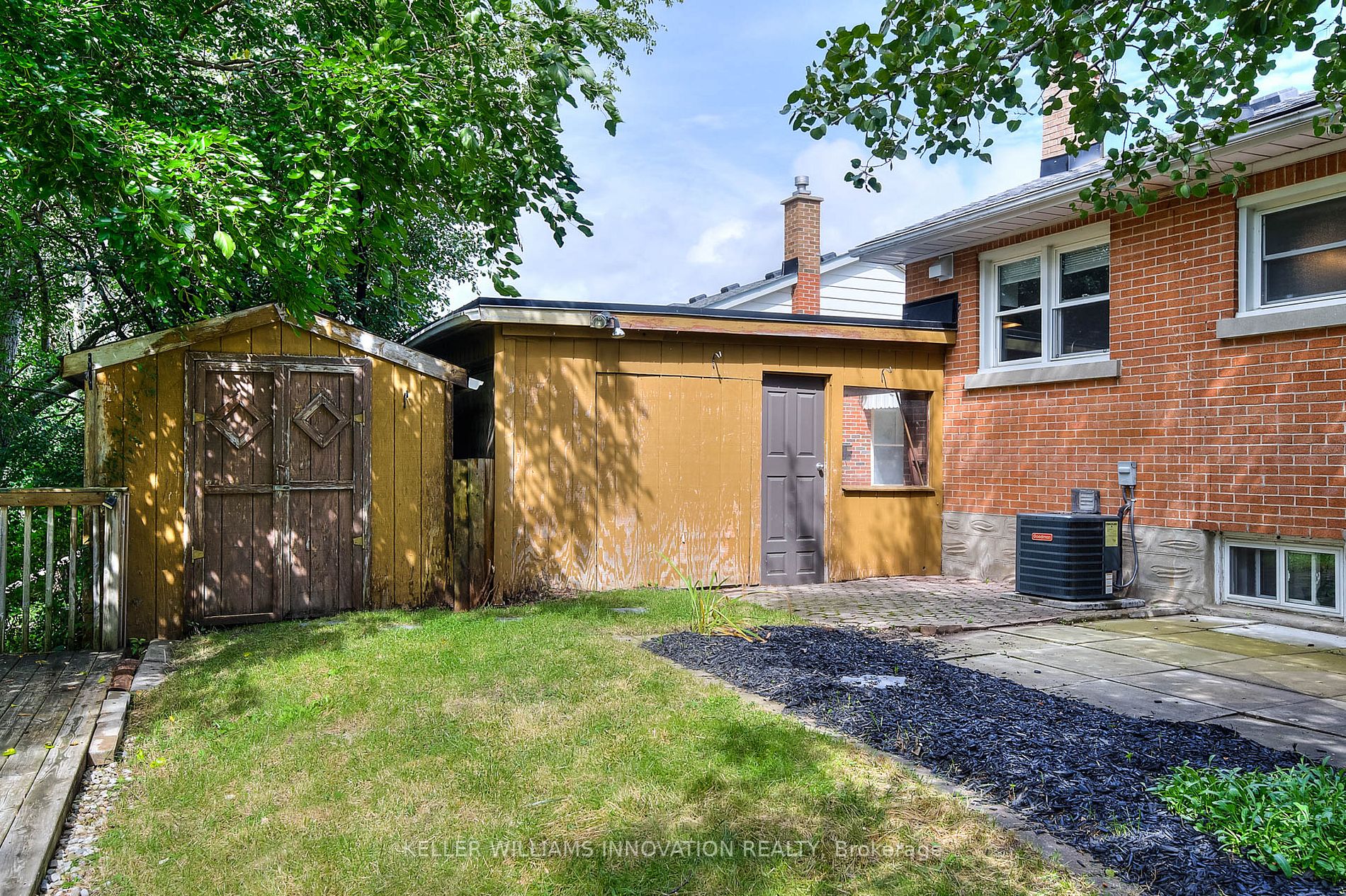 457 Highland Road E