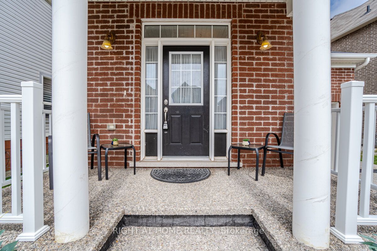 15 Stillwater Cres