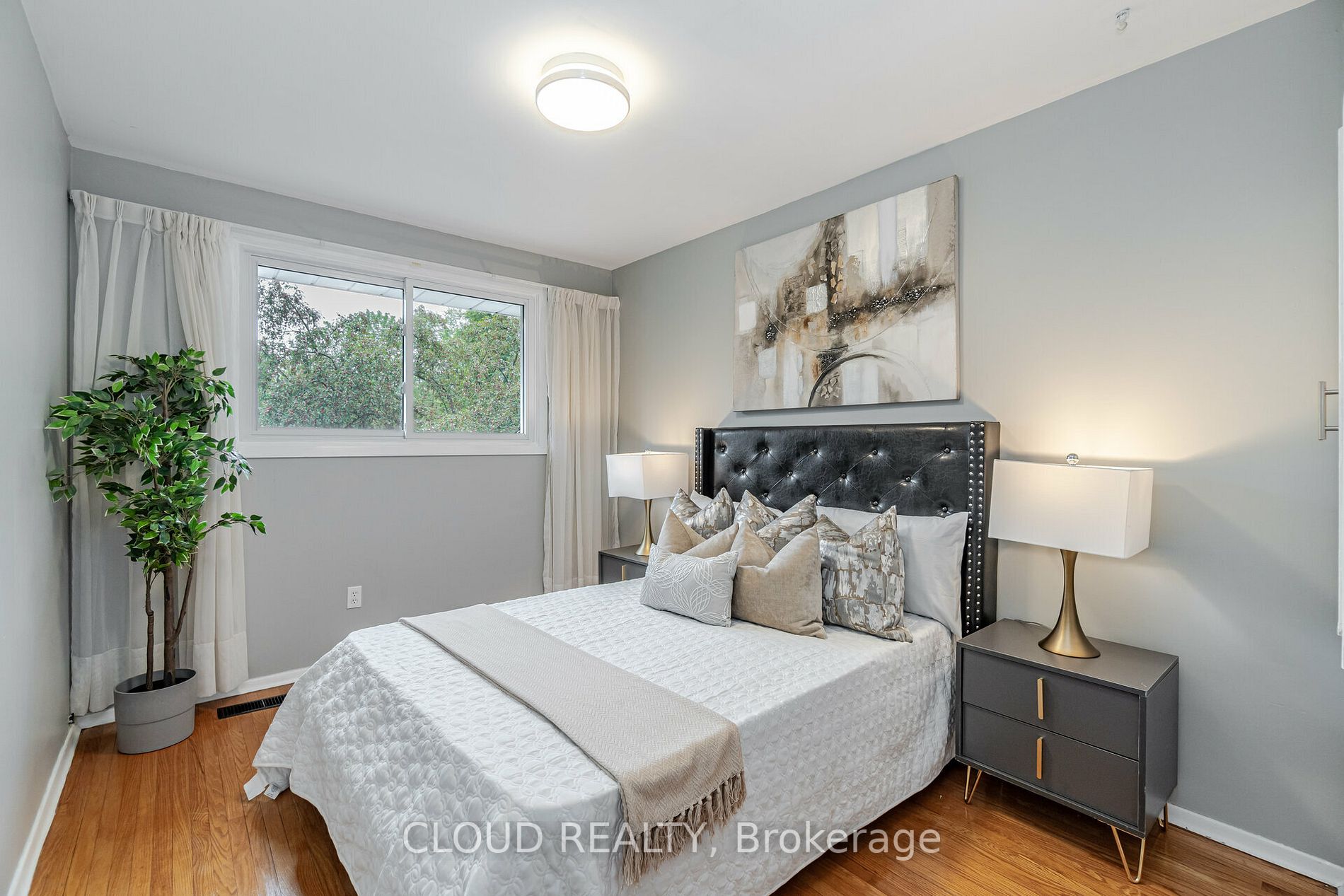 176 Rennie Drive