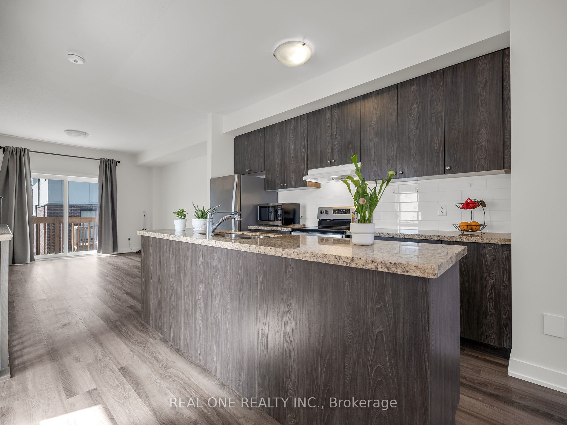 1 markle Crescent