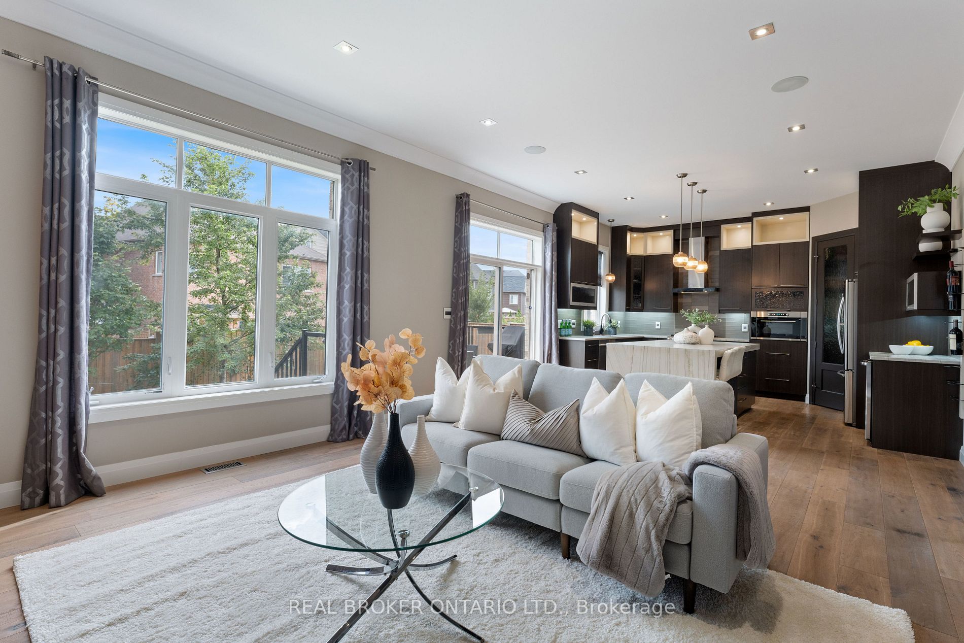 56 Valleyscape Drive