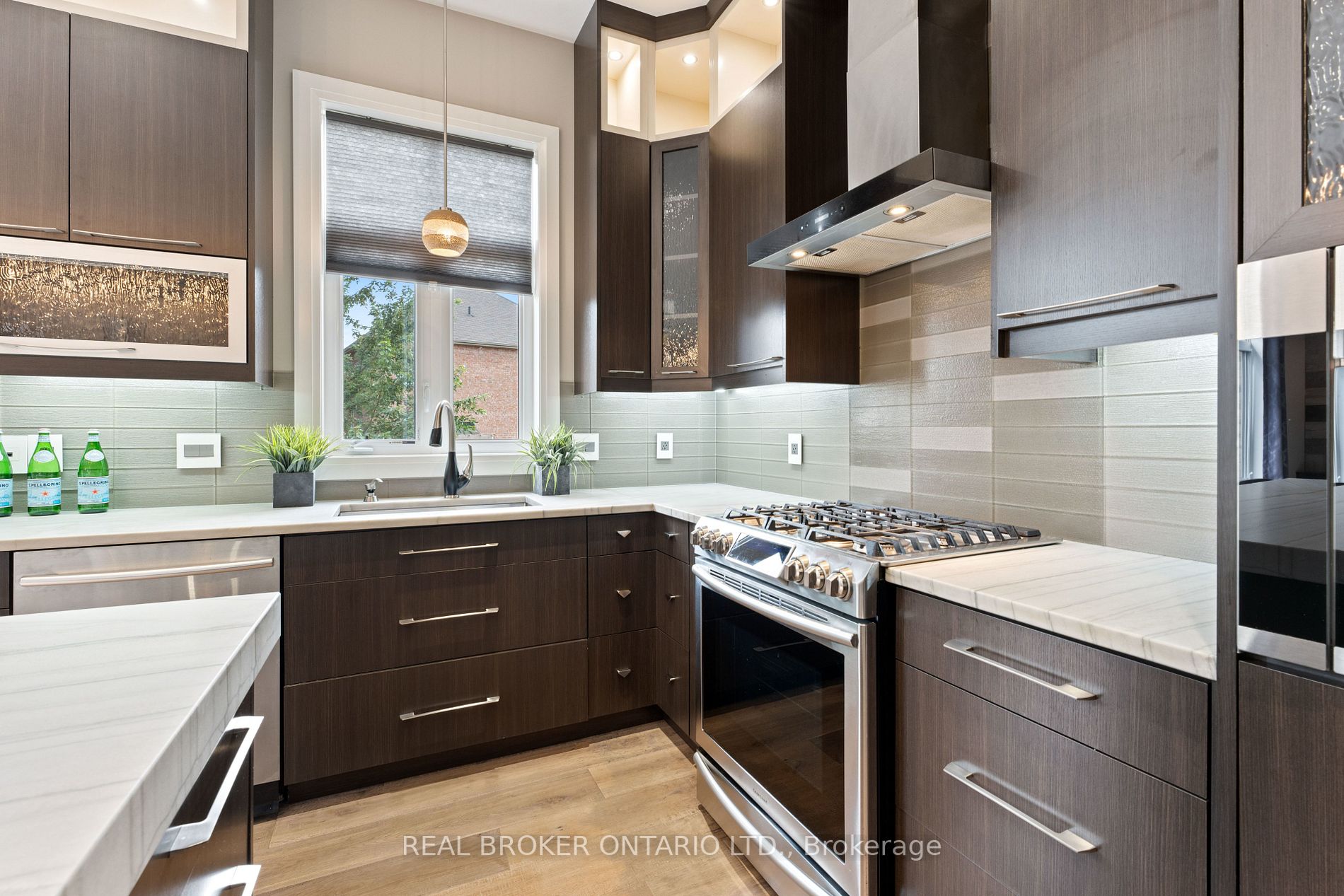 56 Valleyscape Drive