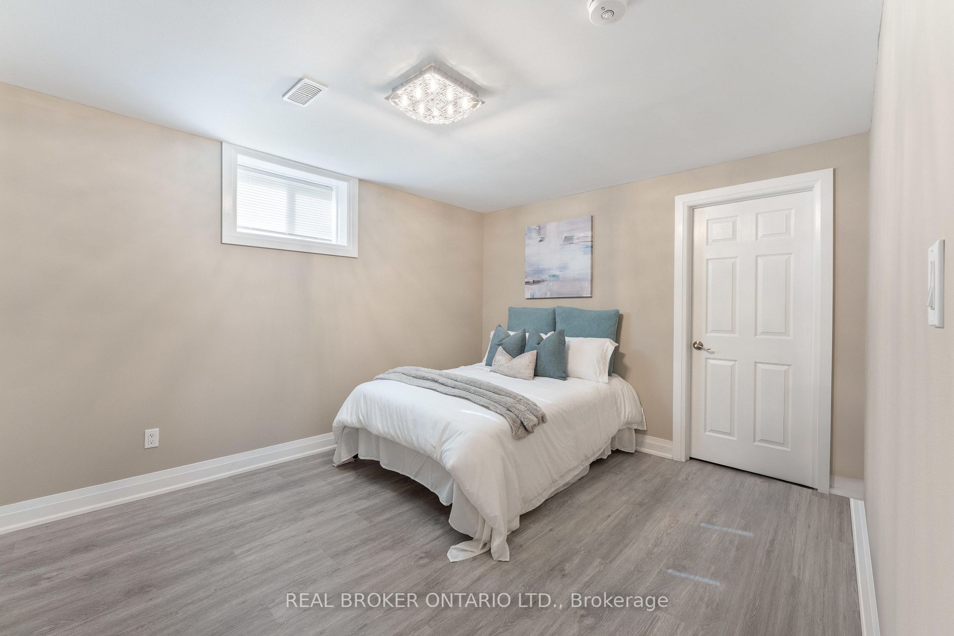 56 Valleyscape Drive