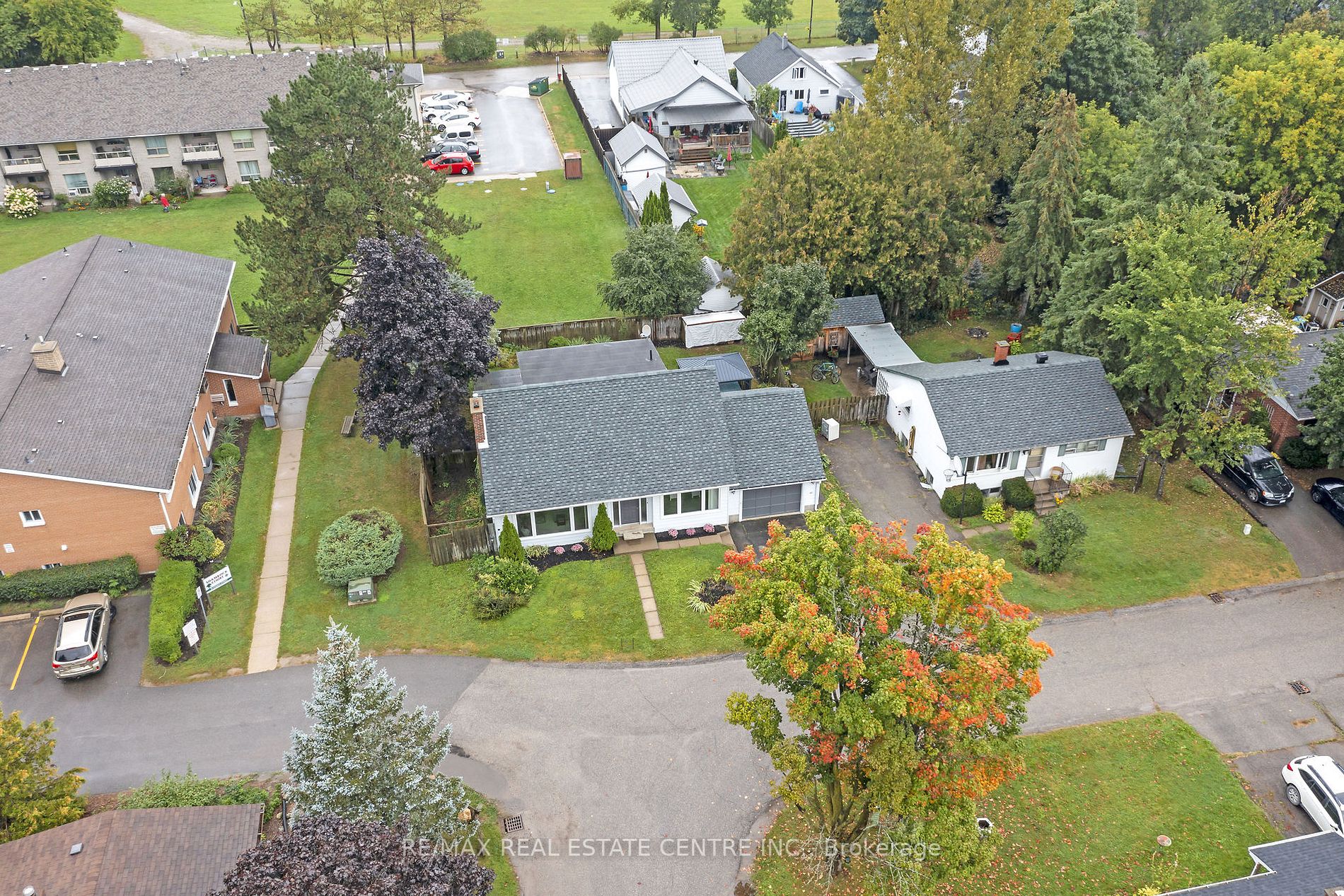 24 Church Blvd