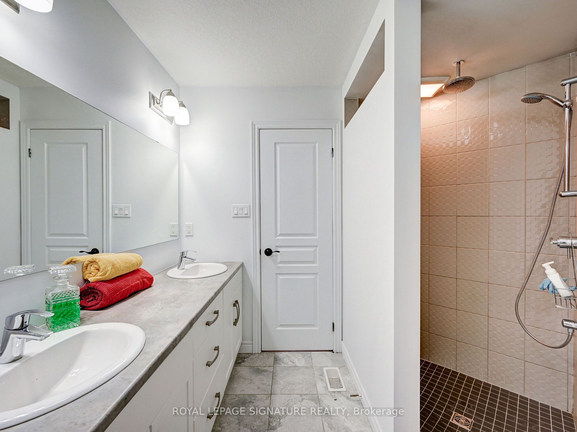 7 Taylor Drive, #34