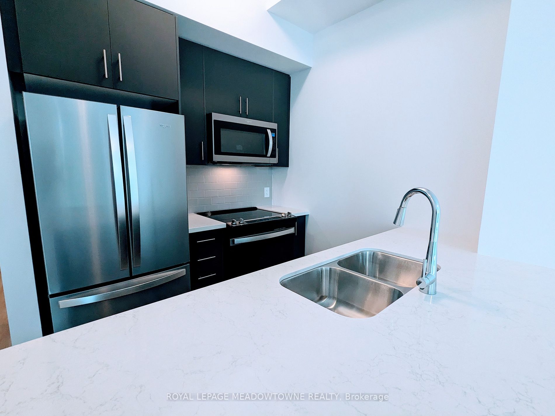460 Dundas St E, #501