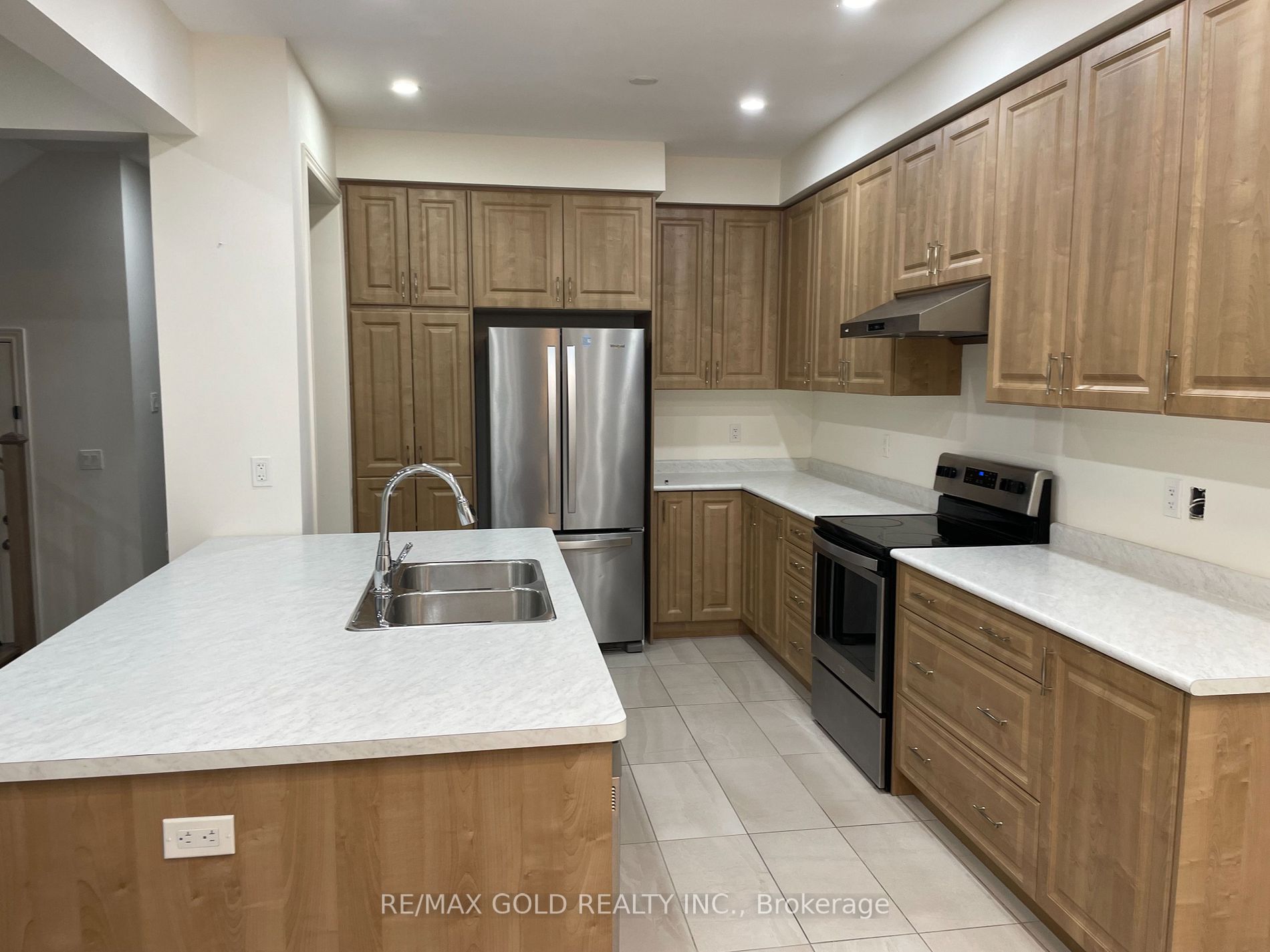 35 Riverwalk Drive