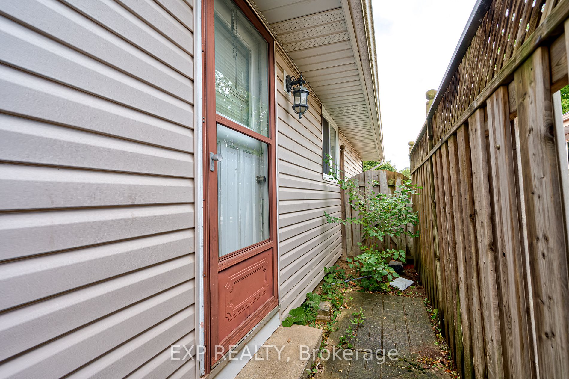 46 Calmcrest Drive