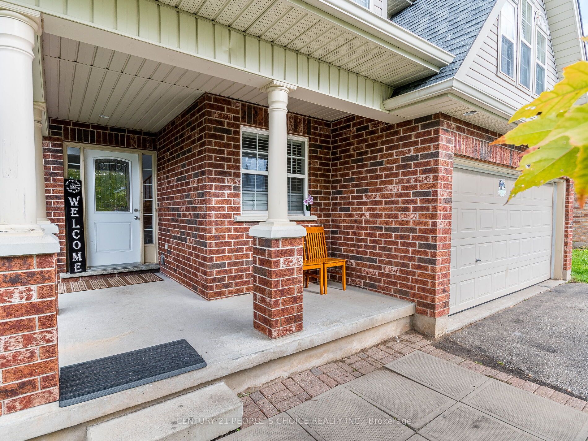 79 Clairfields Drive W