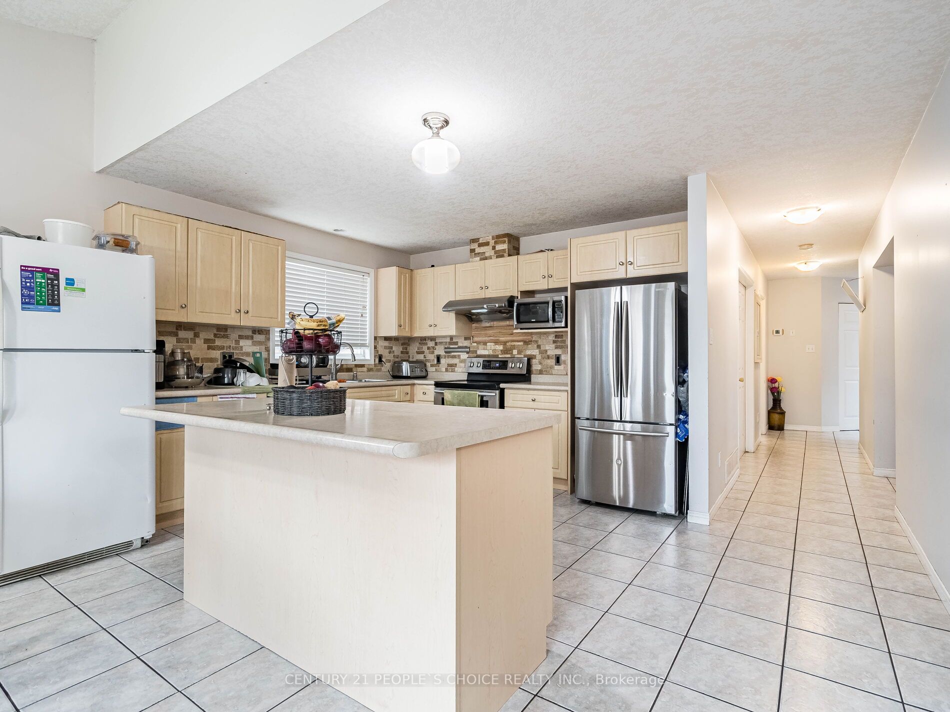 79 Clairfields Drive W