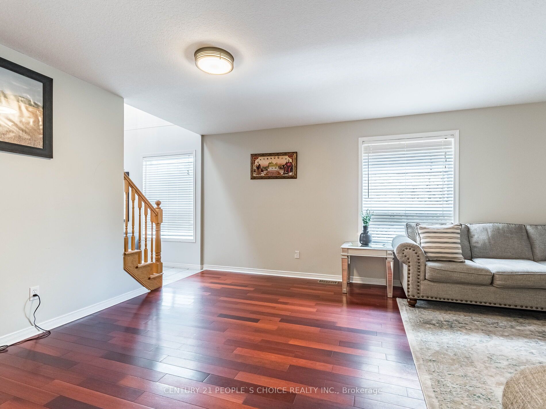 79 Clairfields Drive W