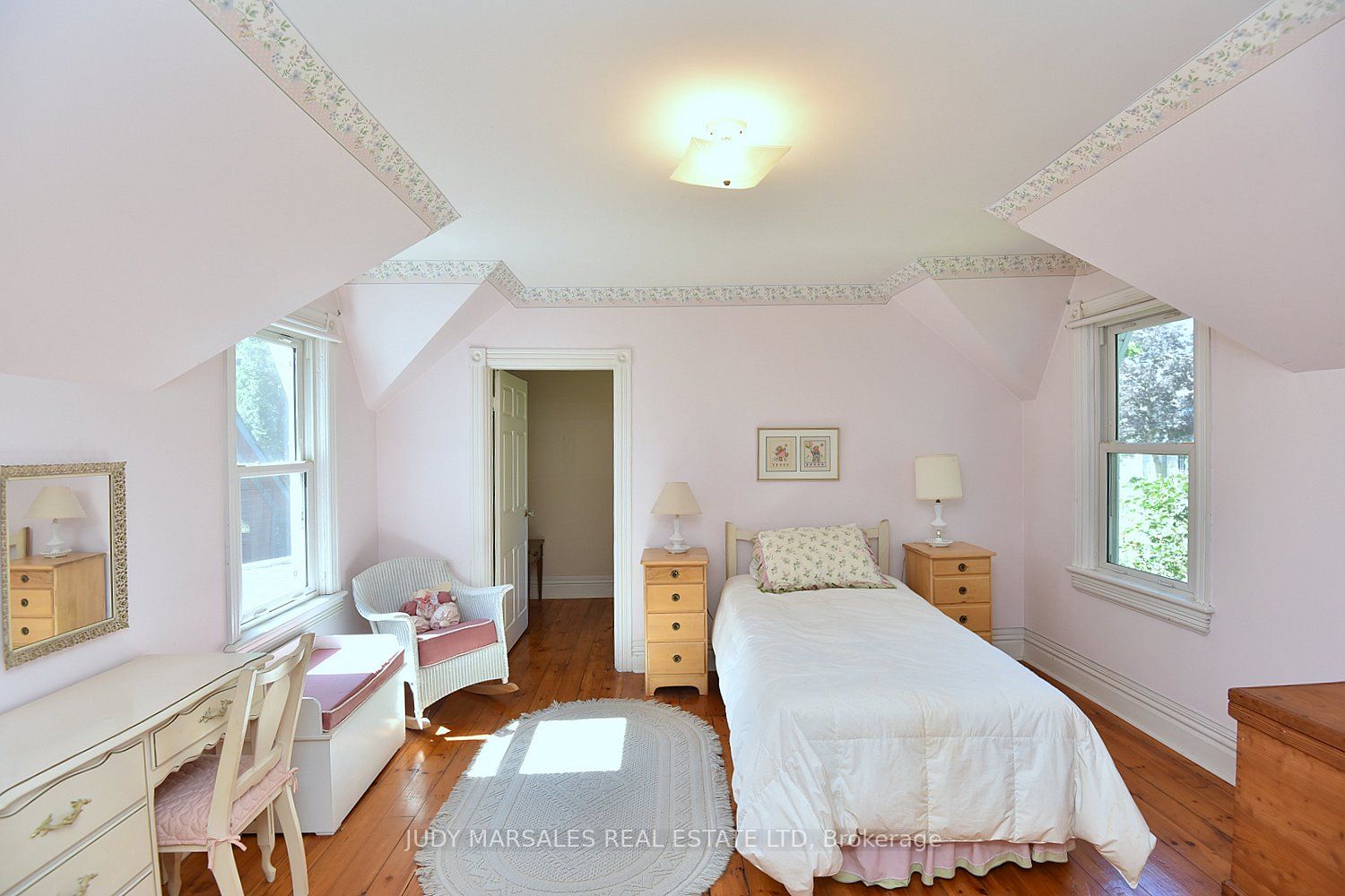 74 Academy St