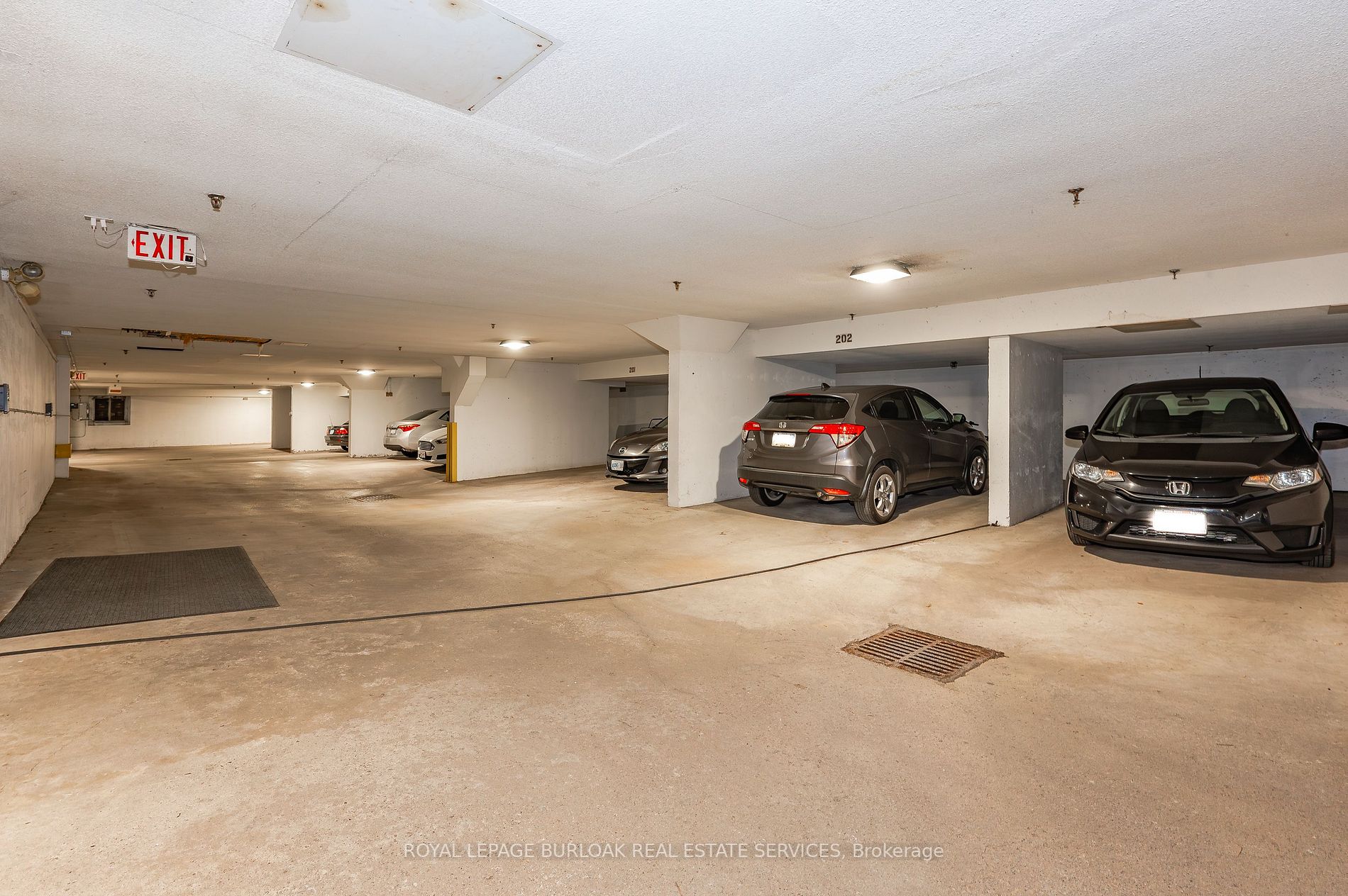 28 Duke St, #302