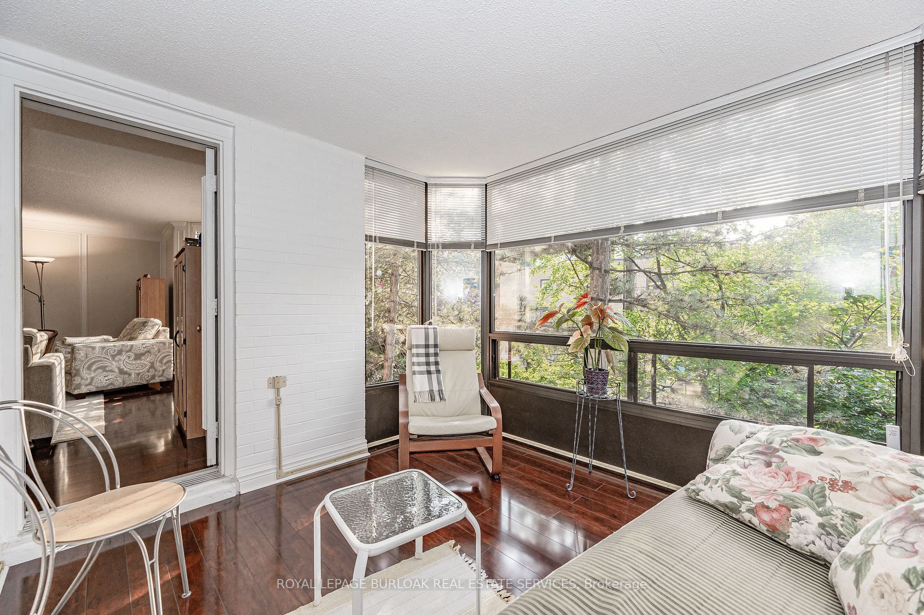 28 Duke St, #302