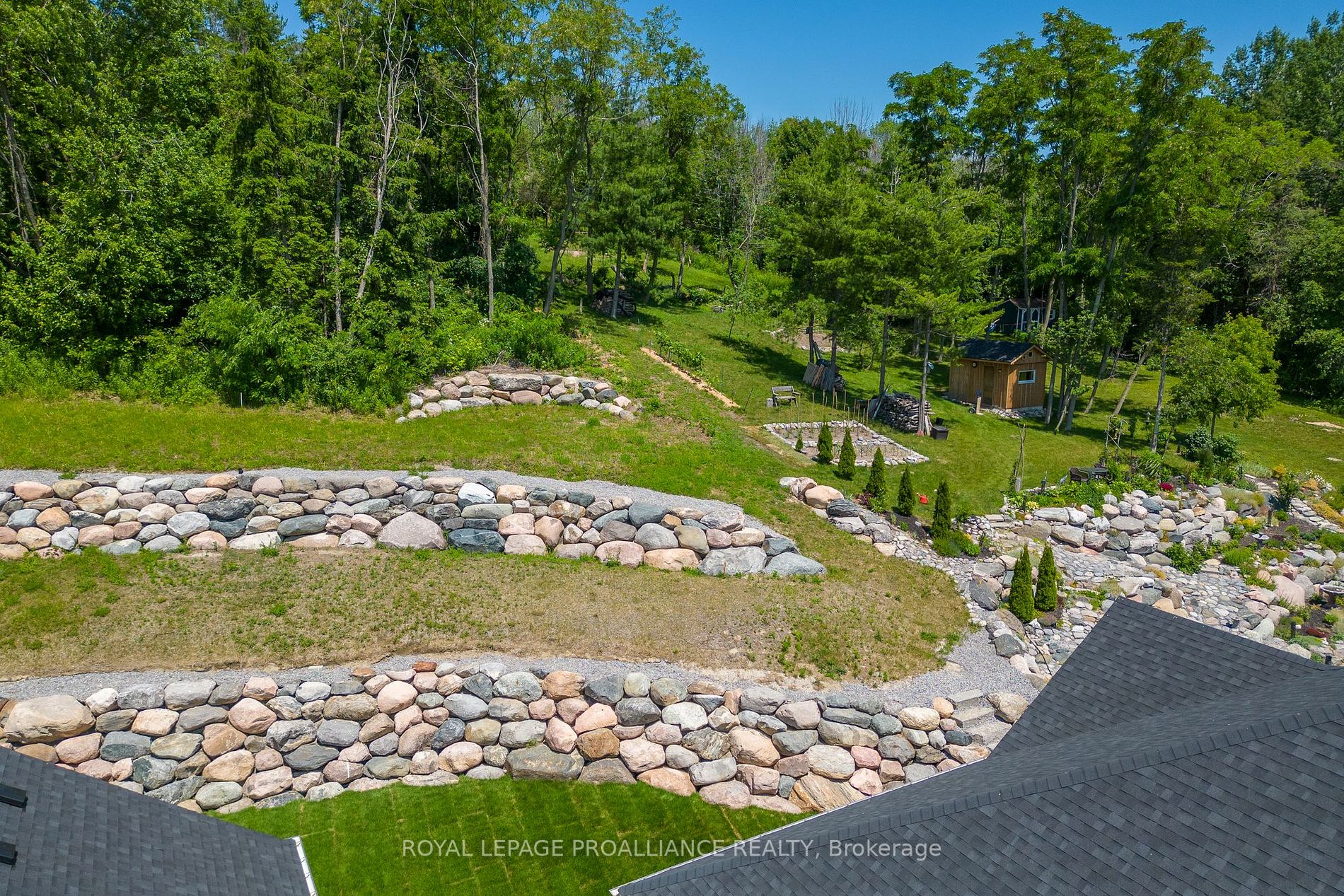 7 Tackaberry Dr
