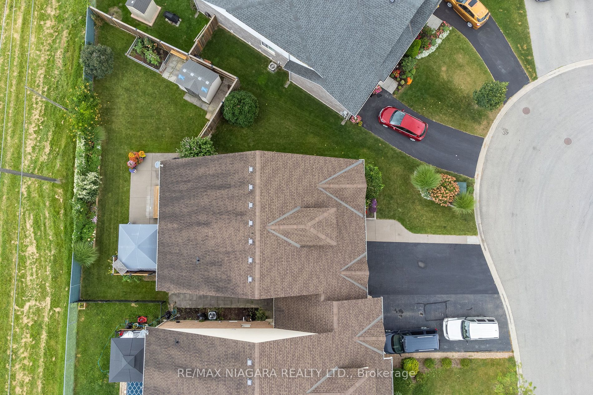 8723 Upper Canada Drive