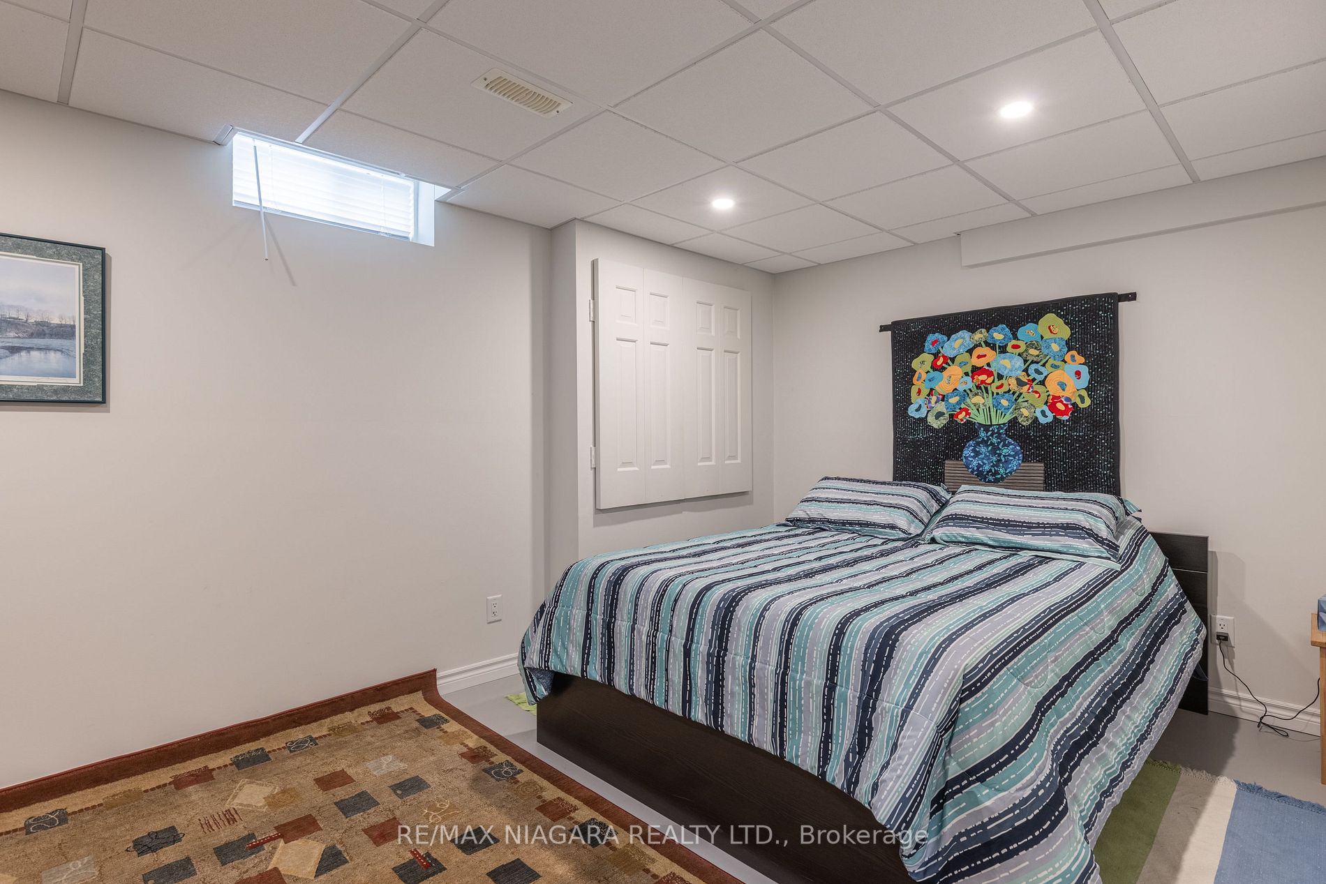 8723 Upper Canada Drive