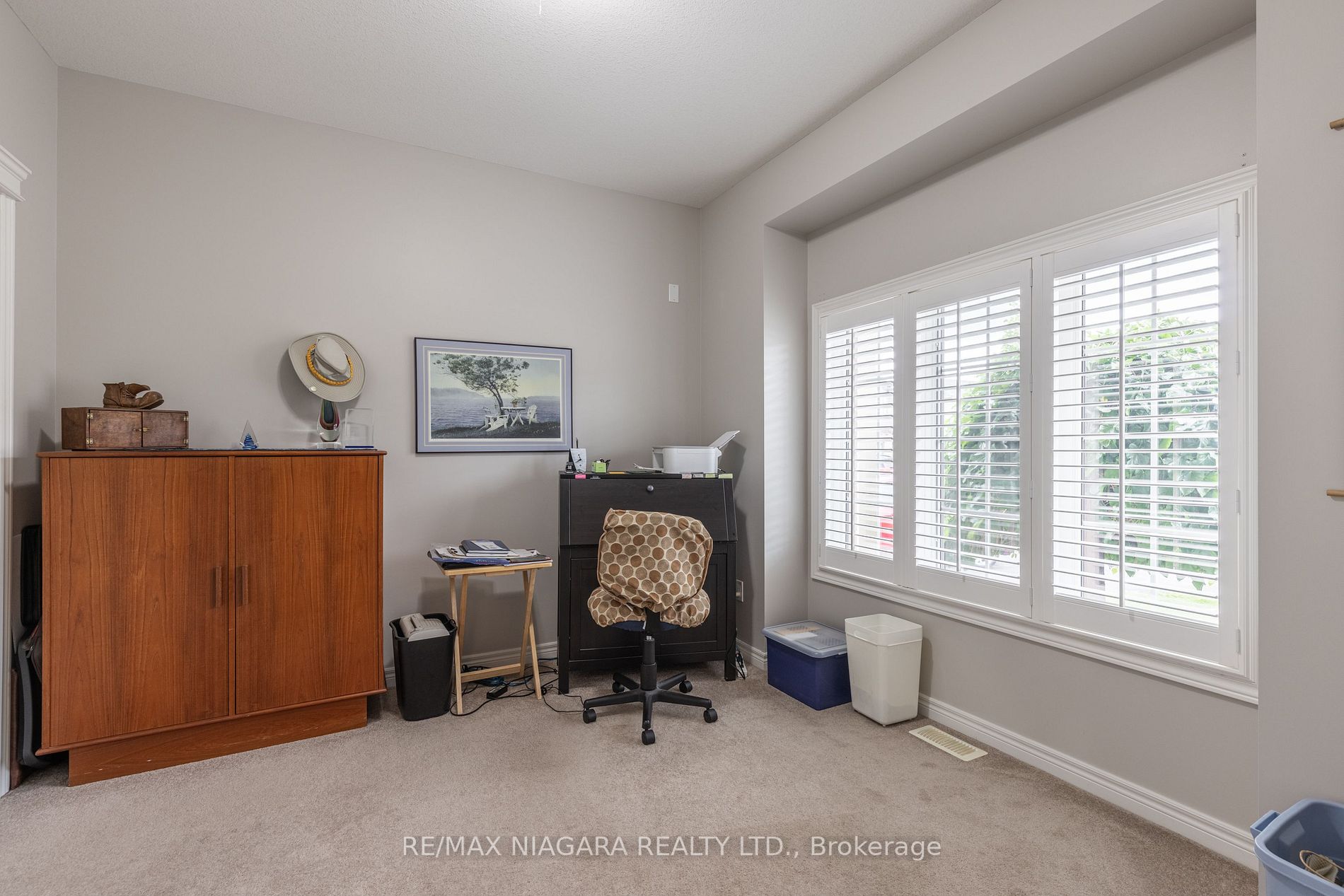 8723 Upper Canada Drive