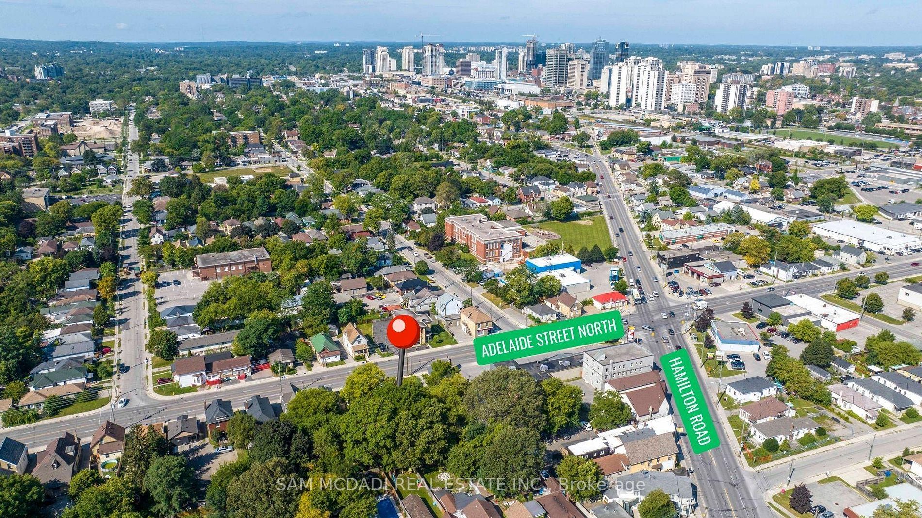 150 Adelaide St N