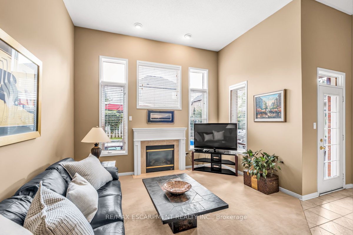 162 Morwick Dr