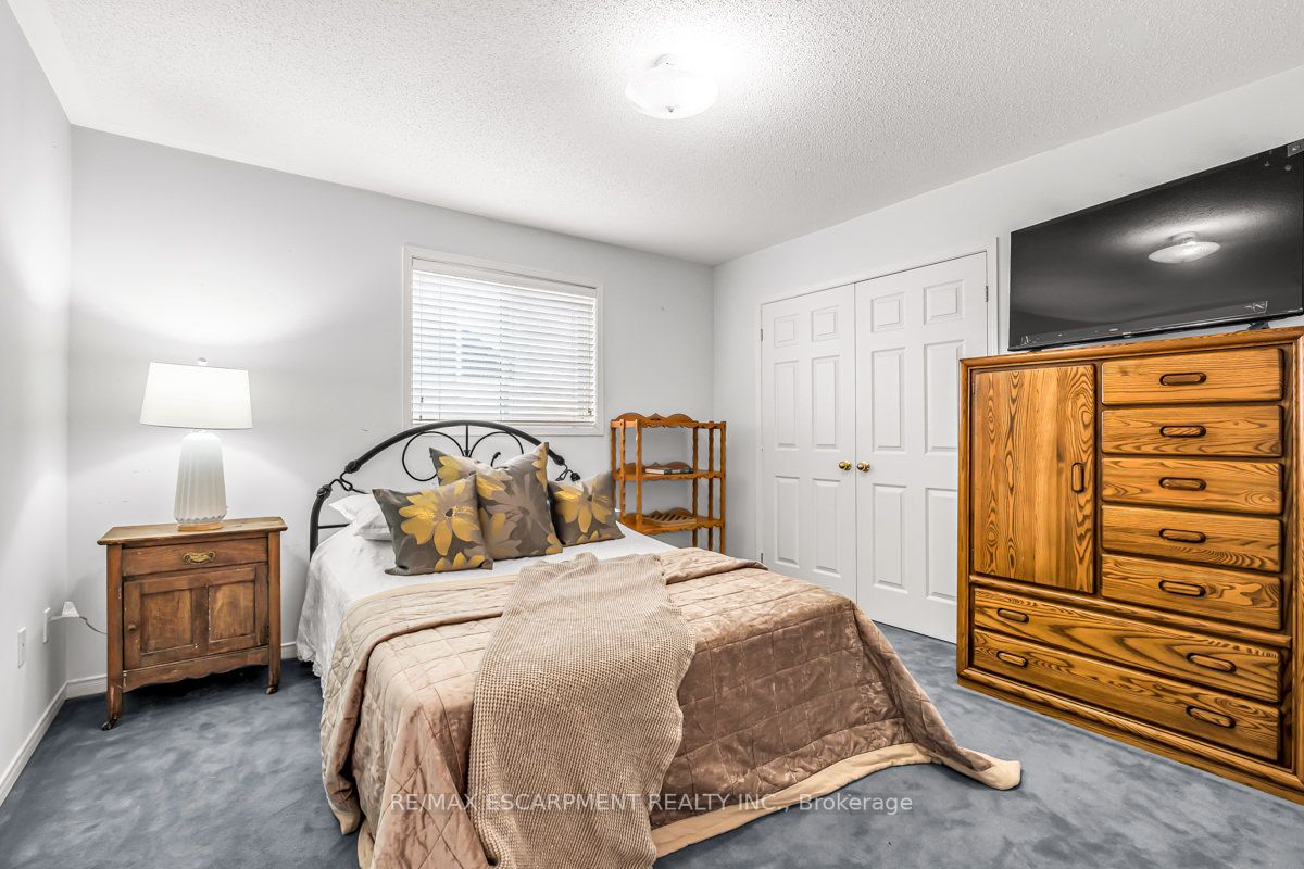 162 Morwick Dr